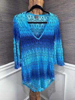 Elif by Jordan Taylor Blue Ombre V-Neck Sheer Knit Swim Coverup